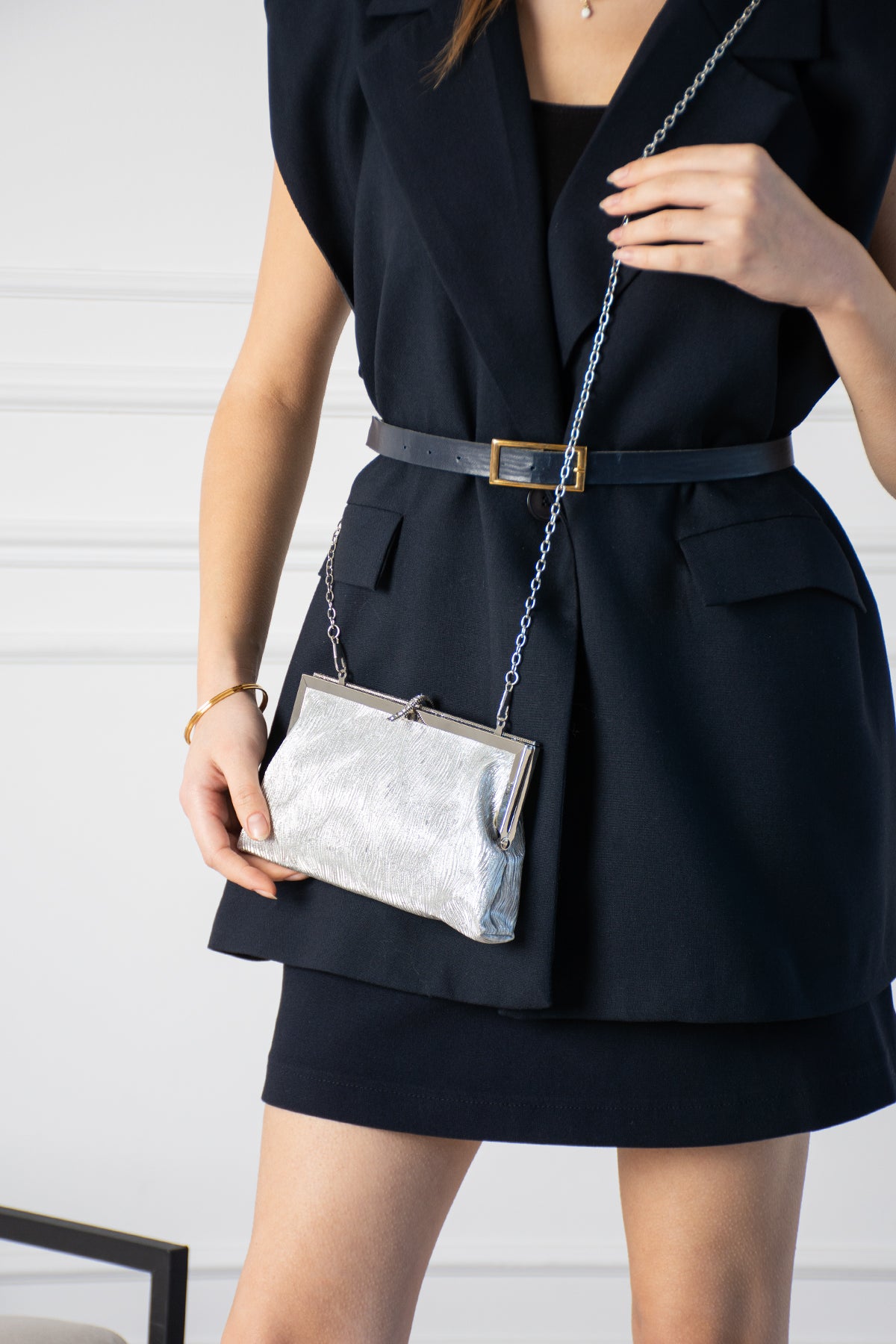 Gümüş Gri Abiye Çanta - Taşlı Kilitli Silver Portföy Clutch - Zincirli Düğün, Nişan ve Gece El Çantası