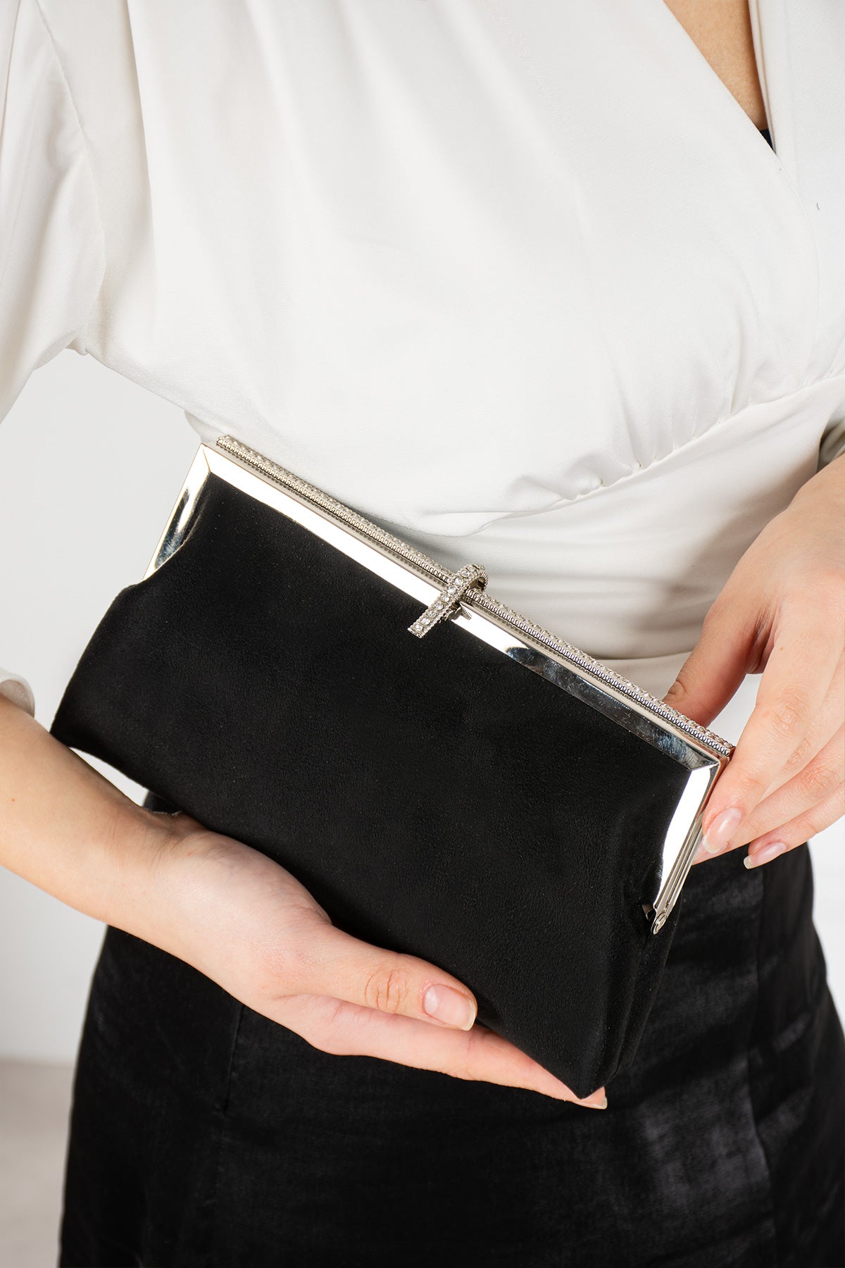 Gold Işıltılı Abiye Çanta - Taşlı Kilitli Portföy Clutch Gece Çantası - Zincirli Düğün, Nişan ve Davet El Çantası